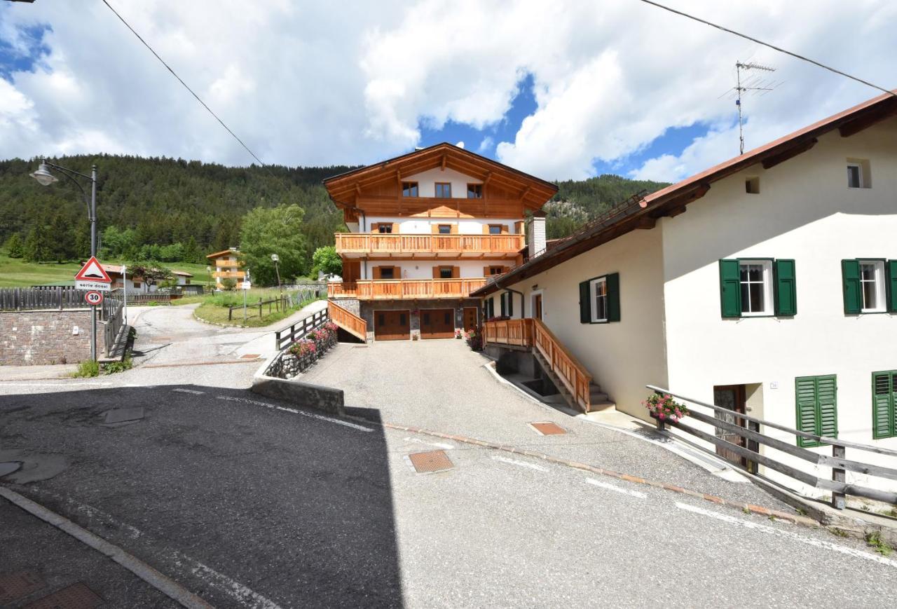 Appartement Casa Dorich à Pozza di Fassa Extérieur photo